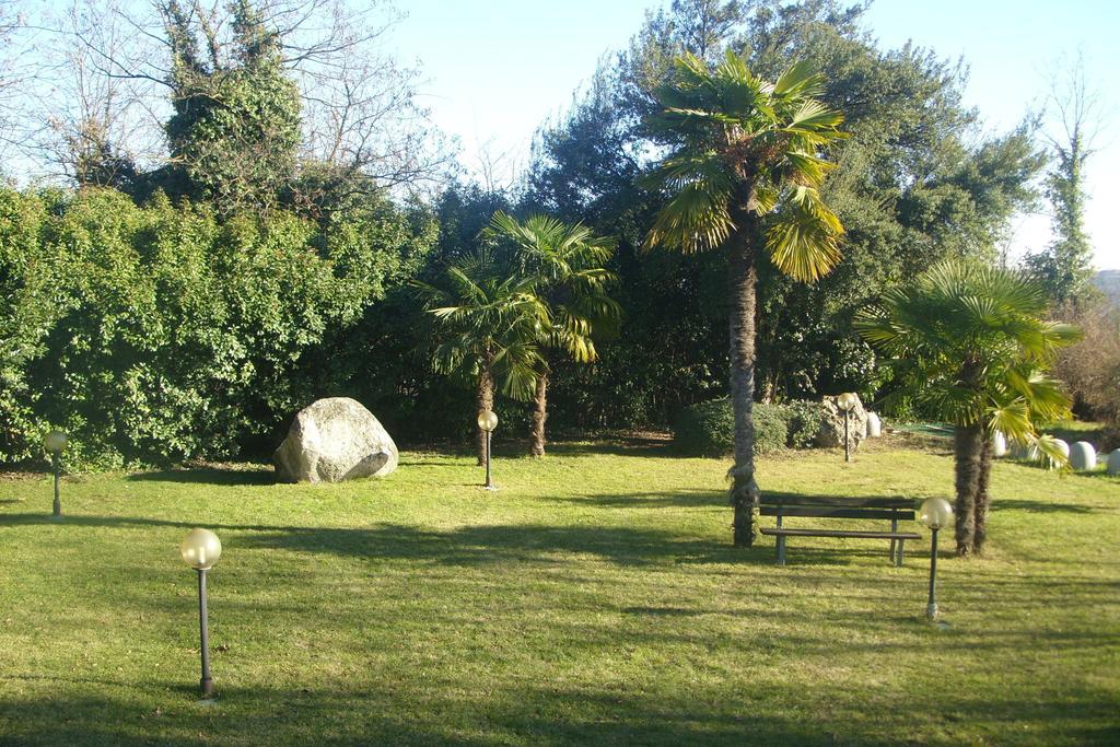 Al Castello Bed And Breakfast Cornate d'Adda Exterior foto